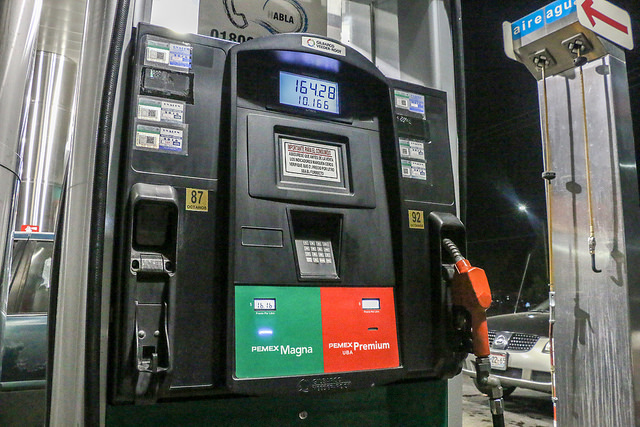 Gasolineras deben cumplir con máxima visibilidad de sus precios