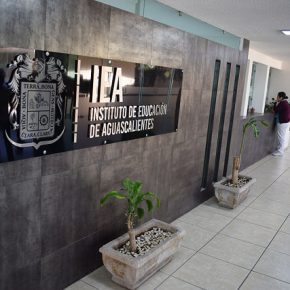 38601180510_4b828cc1c2_z