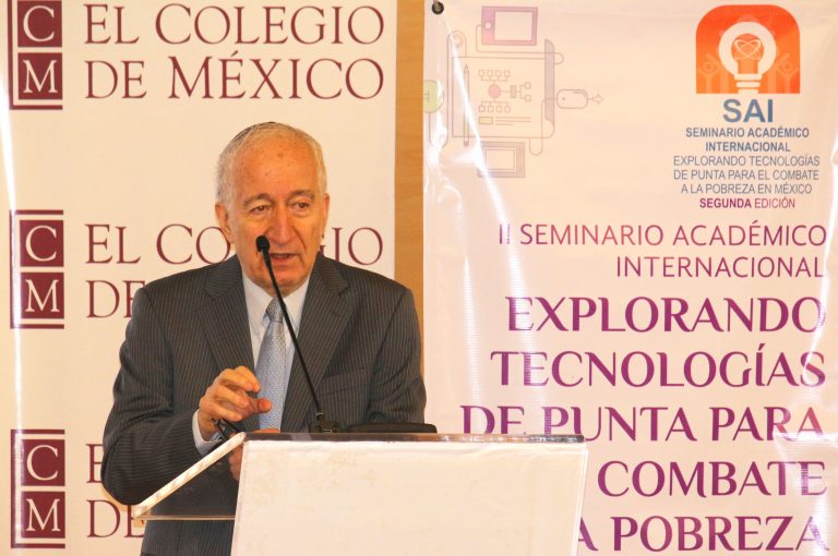 Bernardo Kliksberg imparte la charla La pobreza, ¿es derrotable?