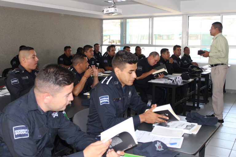 Realizó Seguridad Pública de Aguascalientes 116 actividades académicas en 2017