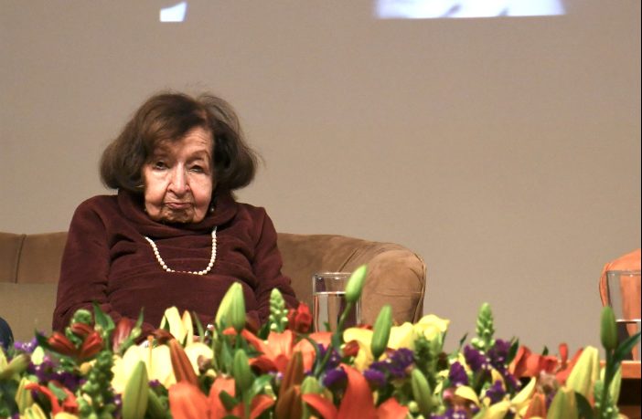 Celebran a Amparo Dávila con Premio Bellas Artes de Cuento en su nombre