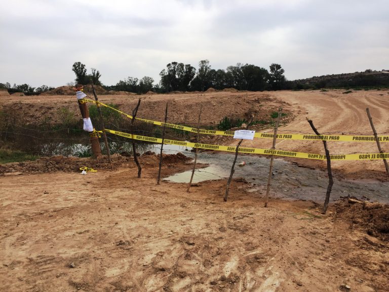 Clausuran banco de material en el Salto de los Salado, en Aguascalientes