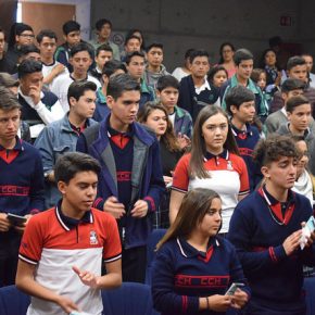 24383577128_6dfbc944e4_z