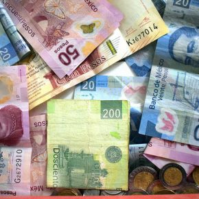 25974896418_a8612b8701_z