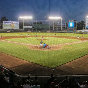 33232845530_c327a095df_z