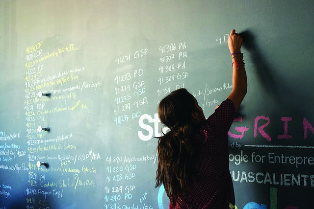 Aumenta el número de mujeres que ejercen su derecho de acceso a la información