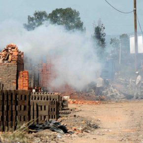 5611381168_c49df5123a_z