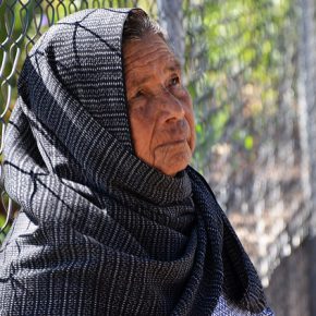 8594274690_431e0543bd_z