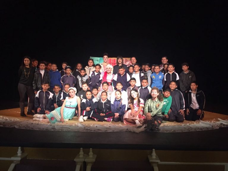 Obra El vestido ha recorrido más de 150 escuelas de Aguascalientes