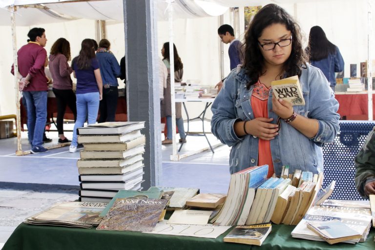Segunda Feria del Libro del Bachillerato de la Autónoma de Aguascalientes promovió la lectura científica creativa