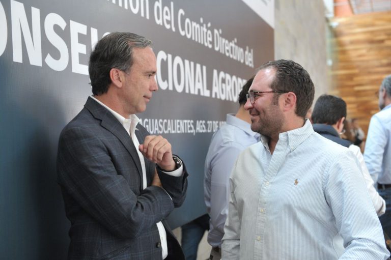 Lozano Rivera Río asiste al Consejo Nacional Agropecuario