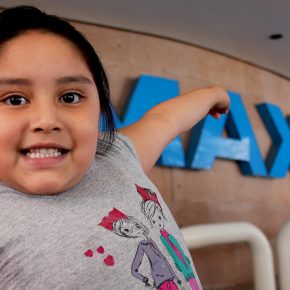 26482982047_a871849f8b_z