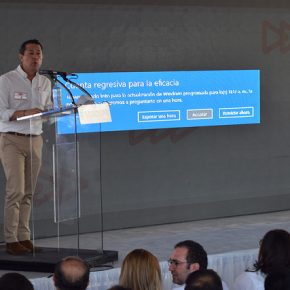 27298811518_e1d959db4b_z