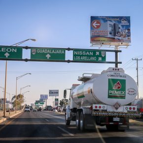 32632113821_d93347f716_z