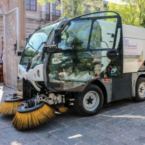 33943829786_d018510a75_z