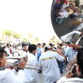 6988235754_c70fe2701a_z