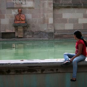 8749722616_69def17fa4_z