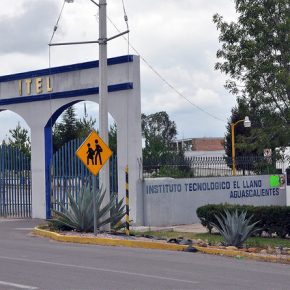 9779348641_f91d52b3eb_z