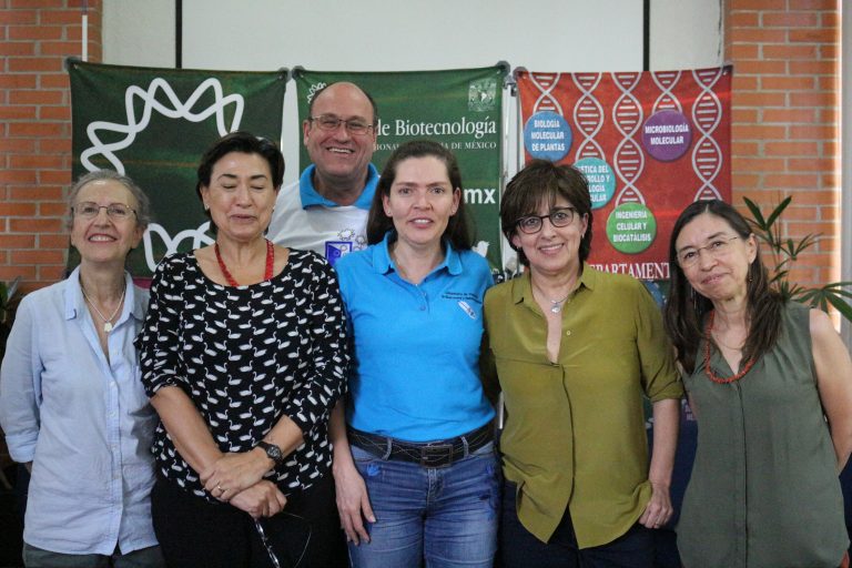 Se requiere mayor contacto de la ciencia con la sociedad, coinciden científicas