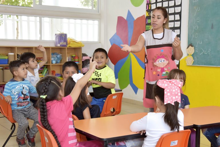 Reconocen la labor de los maestros del DIF Aguacalientes