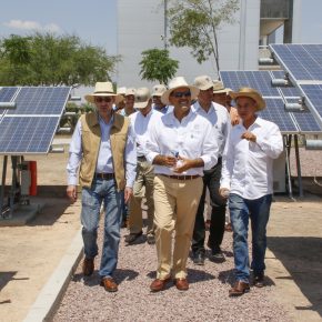 192 Parque fotovoltaico y firma_4