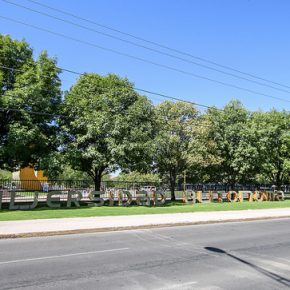 30421538156_6a3f2a689b_z