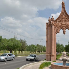 9479927481_af5b70ea5b_z