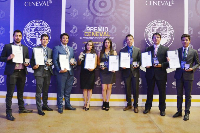 Premia Ceneval a alumnos de la Universidad Politécnica de Aguascalientes