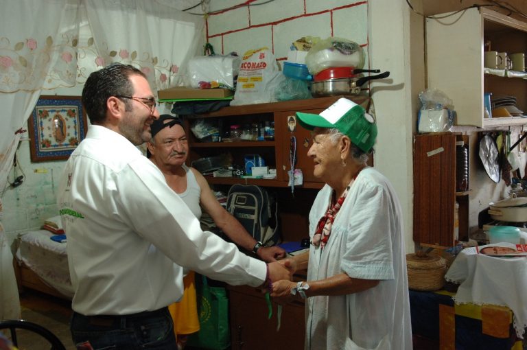 Requieren atención integral adultos mayores: José Carlos Lozano