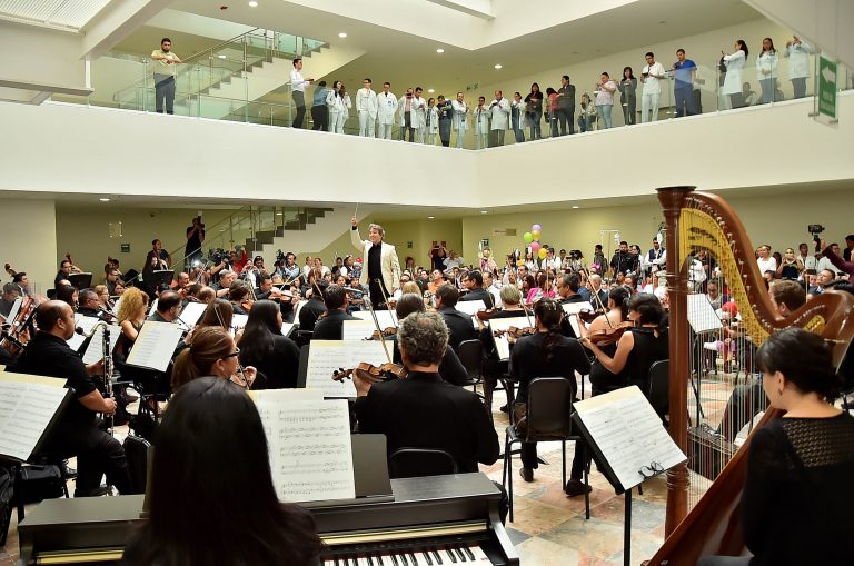 Festejan con concierto de la Orquesta Sinfónica de Aguascalientes a pacientes del Hospital Hidalgo por el Día del Niño