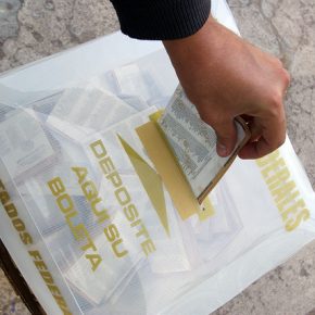 18395663938_e03747b03c_z