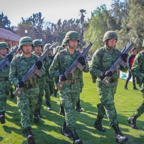 26597070558_f41112b99b_z