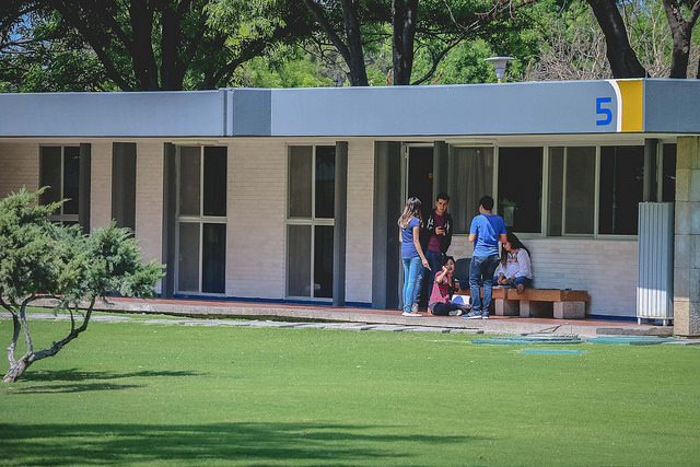 Autónoma de Aguascalientes distingue a más de 150 estudiantes de dos centros académicos por su desempeño