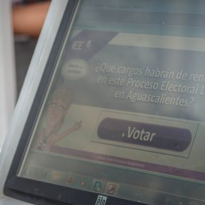 27792312338_e1aaa4e4eb_z