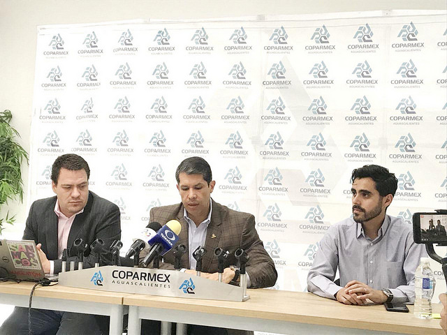 Lanzan Observatorio Legislativo para comparar a diputados