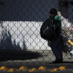 6960180729_9747b61e41_z