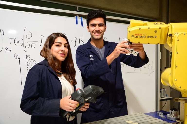 Cerca de mil 500 aspirantes buscan lugar en la Universidad Politécnica de Aguascaliente