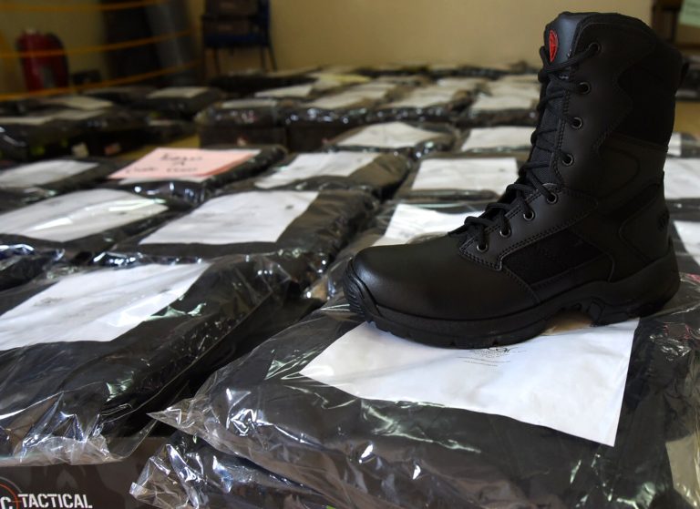 Entregan uniformes a cuerpos policiacos de Aguascalientes