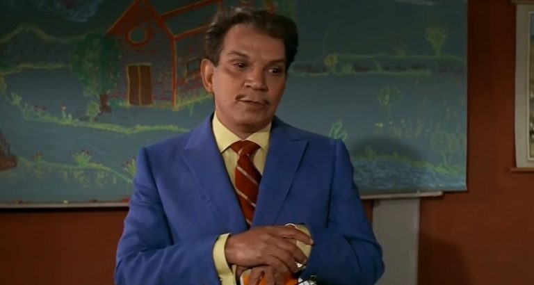 Verificado 2018 | #EstoSíPasó Andrés Manuel López Obrador dijo que los maestros deberían ser respetados como en las películas de Cantinflas