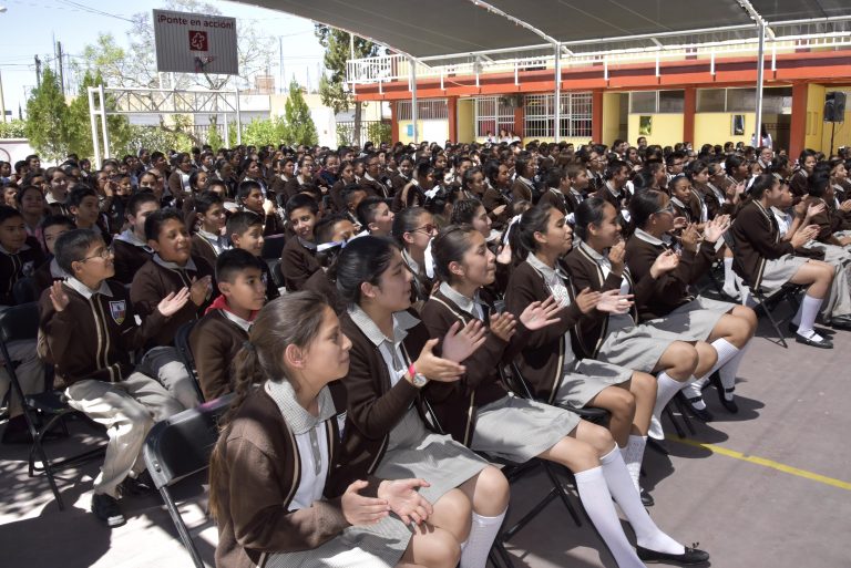 Se debe fortalecer la autoestima de los adolescentes para mejorar su desarrollo personal