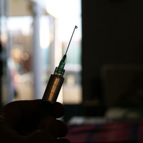 16910683821_205b389ab2_z