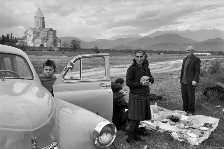 Del ocio femenino / Tres guineas