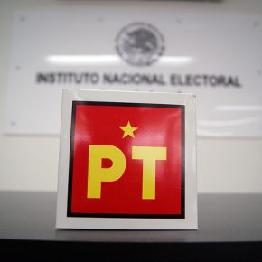 22742251420_bb772e24c6_z