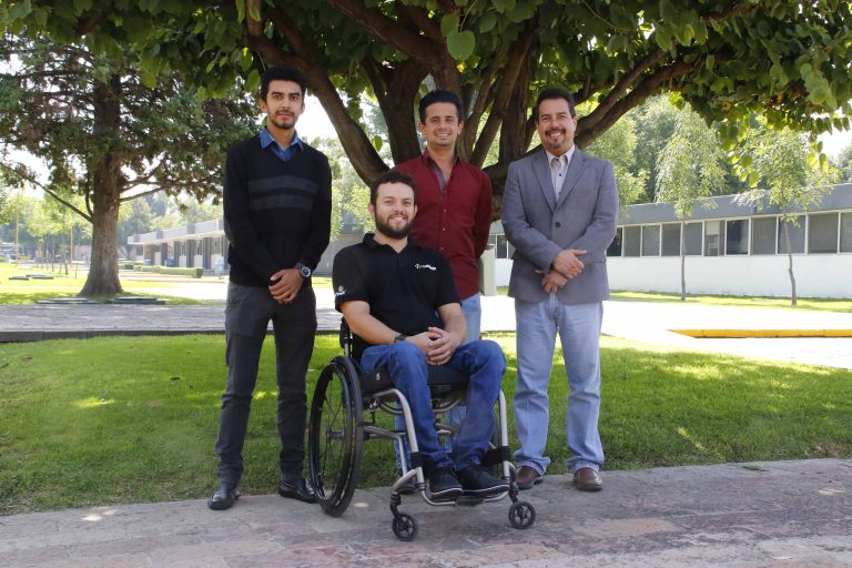 Estudiantes de la Autónoma de Aguascalientes participaron como instructores en proyecto empresarial