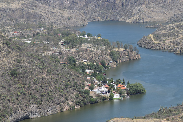 Rehabilitan en Aguascalientes 46 kilómetros de camino panorámico en la Sierra Fría
