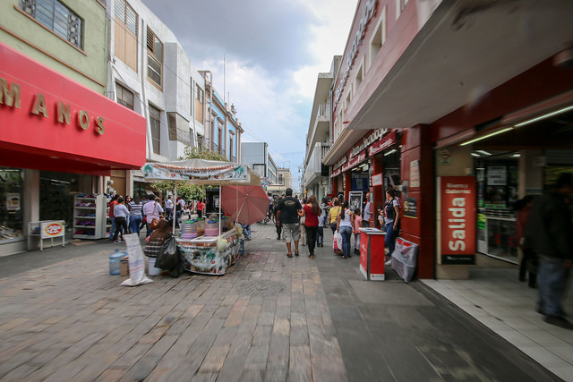Están dispuestos comerciantes del centro histórico de Aguascalientes a eliminar popotes, bolsas y unicel, pero aún no hay estrategia