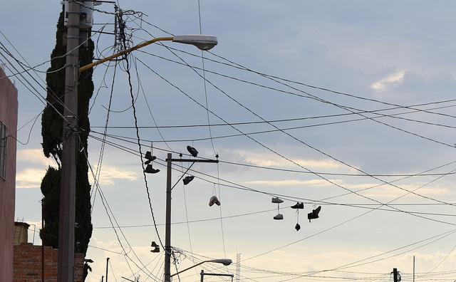 Regulación de agentes y agencias inmobiliarias siguen en el limbo en beneficio de los informales