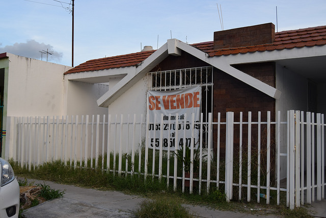 Crece día a día el número de empresas inmobiliarias informales en Aguascalientes