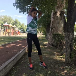 photo5719602266297706413