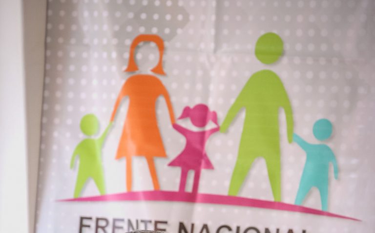 Peticiones del Frente Nacional por la Familia se basan en su ignorancia y conservadurismo